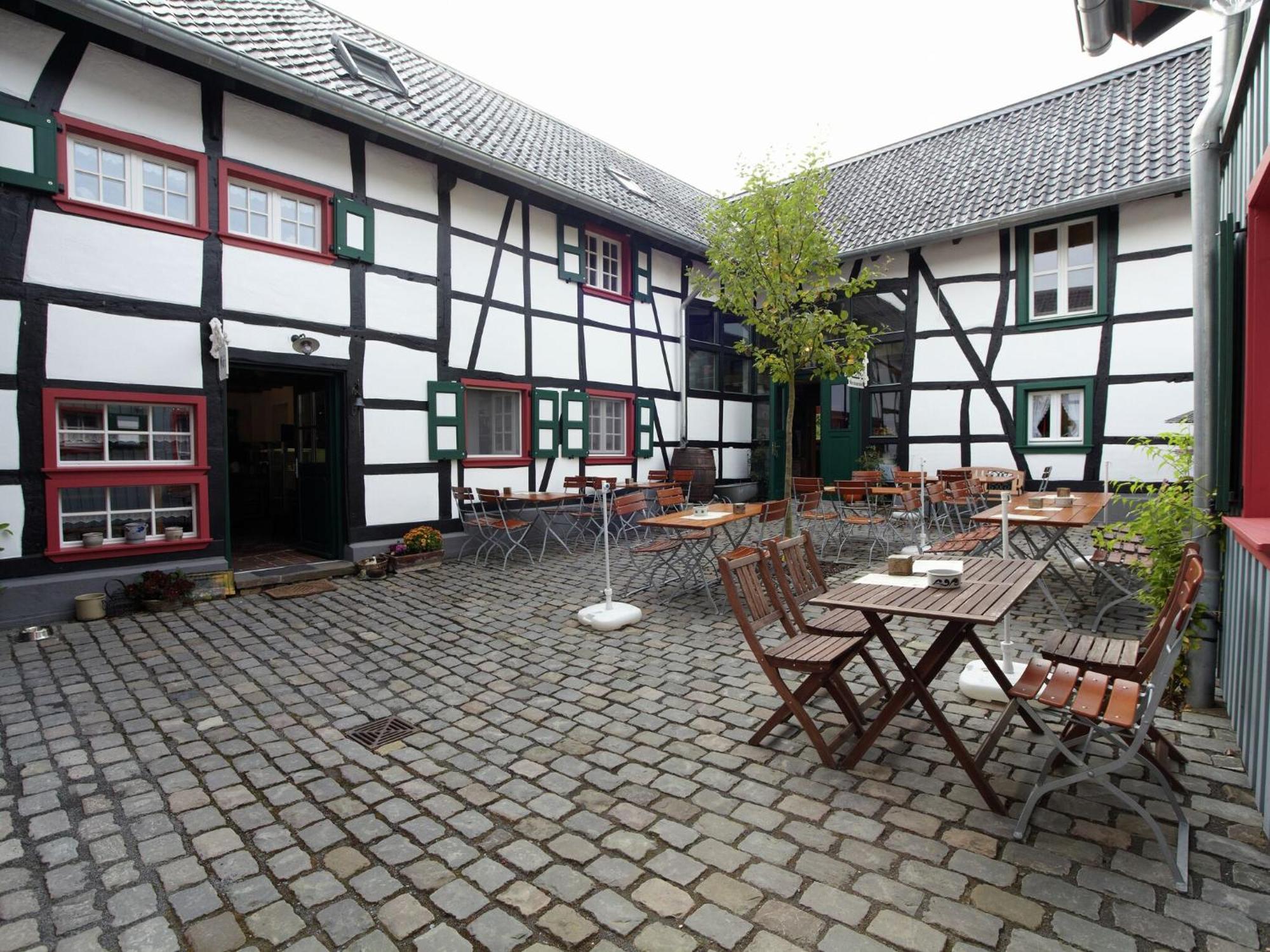 Nostalgic Apartment In The Eifel Region Schleiden Ngoại thất bức ảnh
