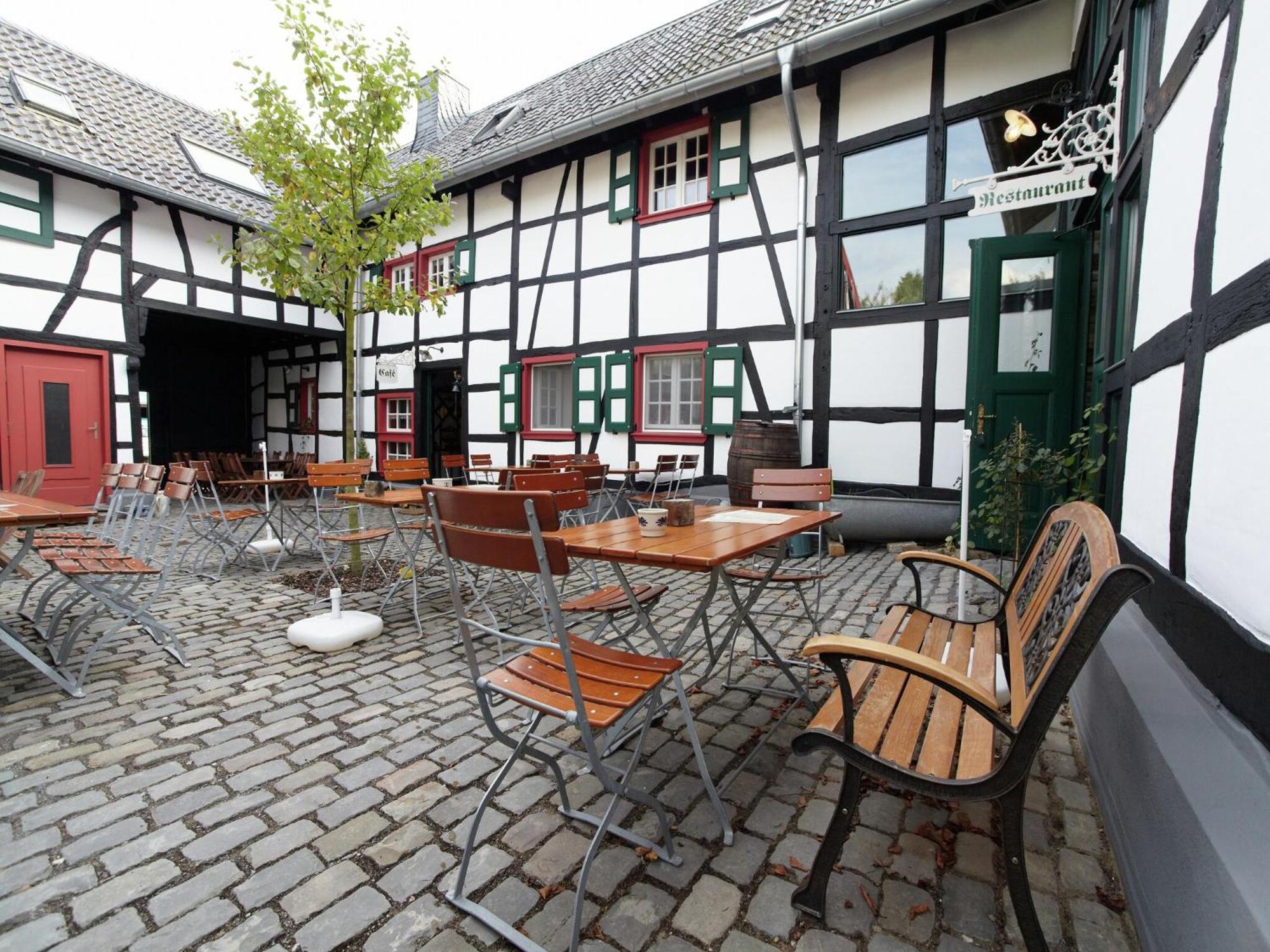 Nostalgic Apartment In The Eifel Region Schleiden Ngoại thất bức ảnh
